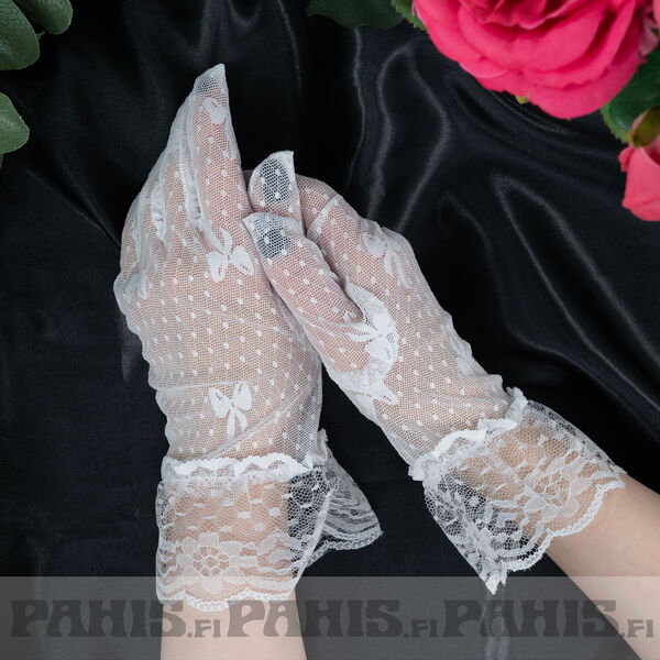 Light lace and ruffles create a romantic, refined look.