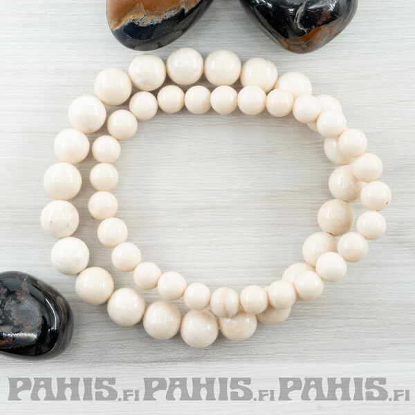 River Jasper  – flowing, earthy calm.
